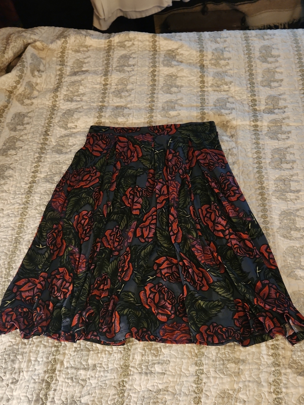 LuLaRoe Floral Skirt in Red and Green on Charcoal